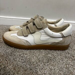 Dolce Vita Notice Velcro Sneakers White and Tan Size 9.5 Women’s